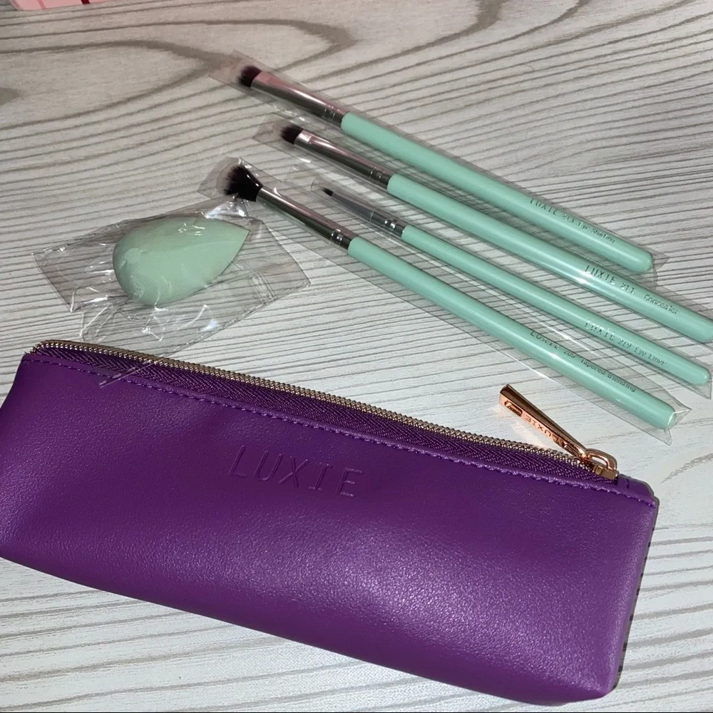 New Luxie Florals Brush Set